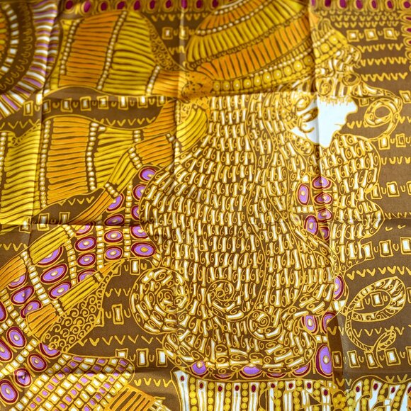 Vintage Dior 60s Silk Scarf – Gold Mod Era Design - Picture 2 of 11